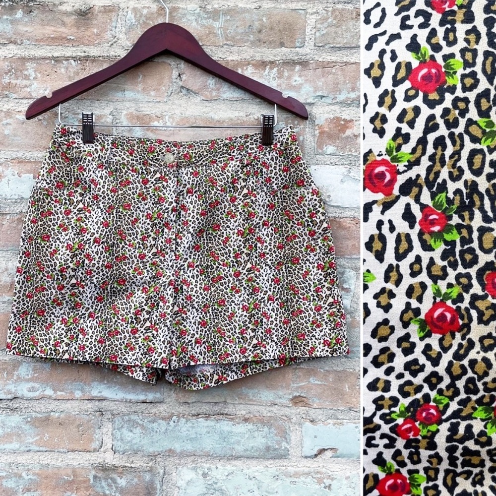 Vintage Pinup Shorts 90s Animal Leopard Print Floral High Rise Retro